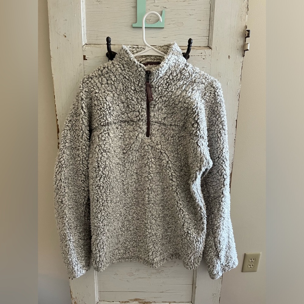 Women’s Pullover!